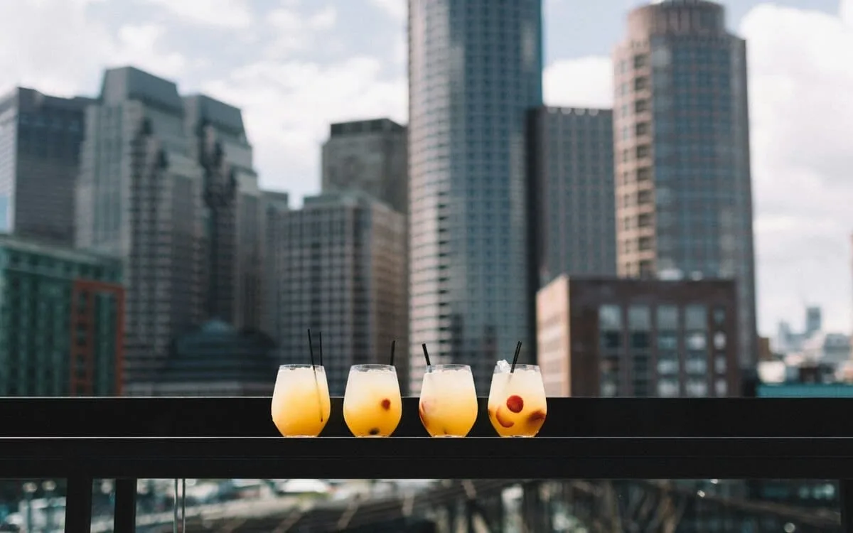 Die 12 besten Rooftop Bars & Restaurants in Frankfurt