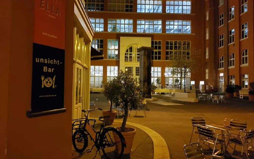unsicht-Bar